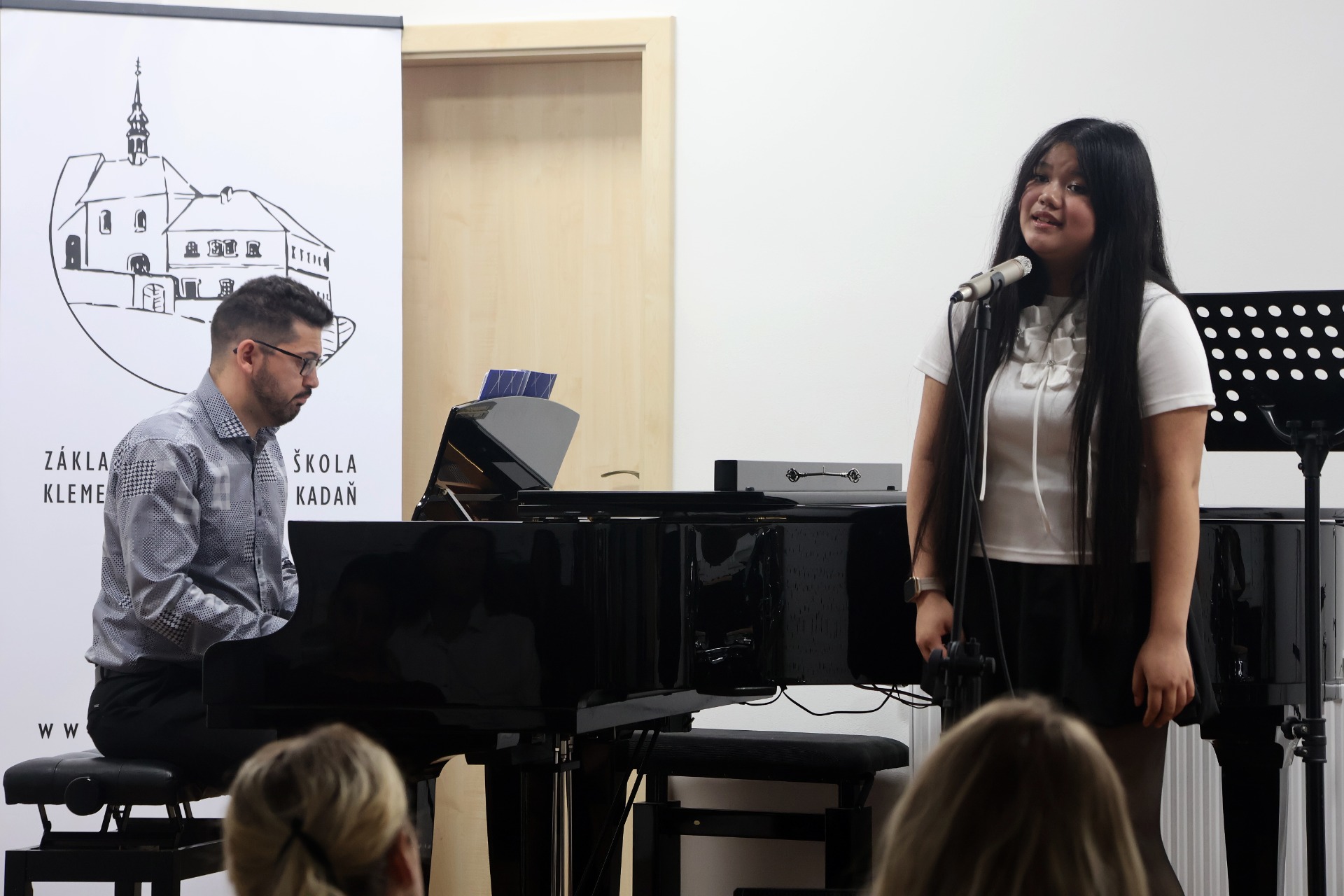 Ngoc Ha Vu, Koloman Zachar - Claude-Michel Schönberg: Samotářka