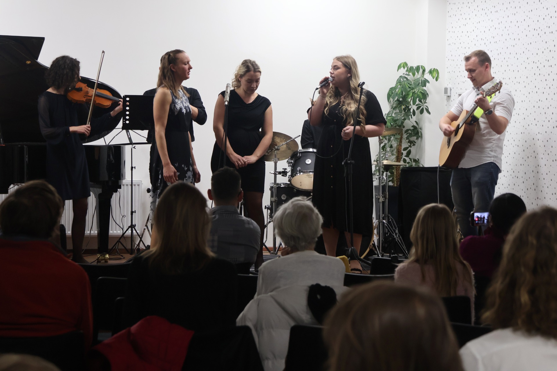 Skupina učitelů ZUŠ - Fleret: Zafúkané